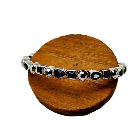 Bezel-Set Faceted Crystal Stackable Silver-tone Bangle Bracelet Magnetic Clasp - Picture 4 of 9